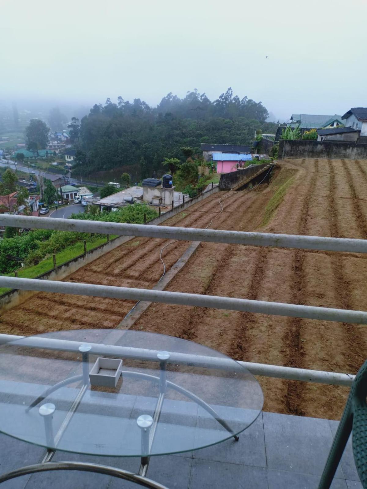 Hotel Blue Meadows Nuwaraeliya Nuwara Eliya Exterior foto